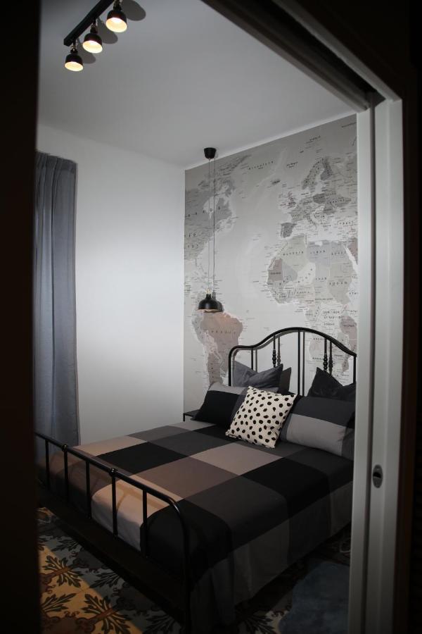 Liberty Apartment Бари Экстерьер фото